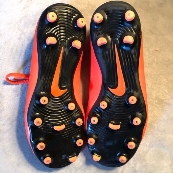 Magista Nike Youth Soccer Cleats - Picture 5 of 6